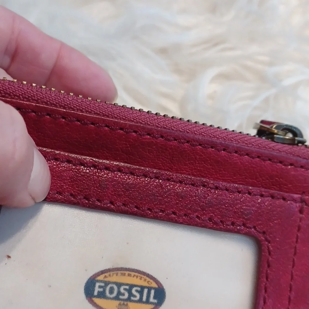 Fossil Lamb Leather ID HOLDER